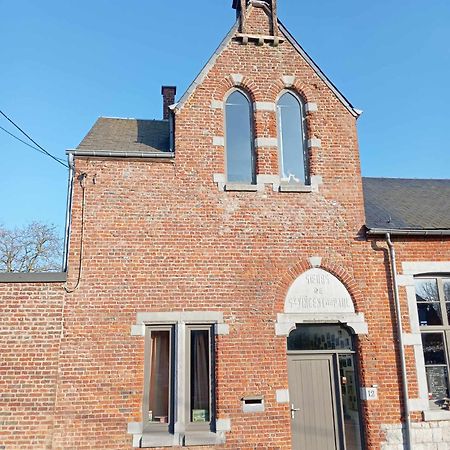 مبيت وإفطار دينانت La Chapelle المظهر الخارجي الصورة